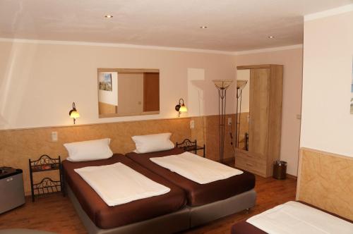Imagen de la habitación del Hotel Boos. Foto 6