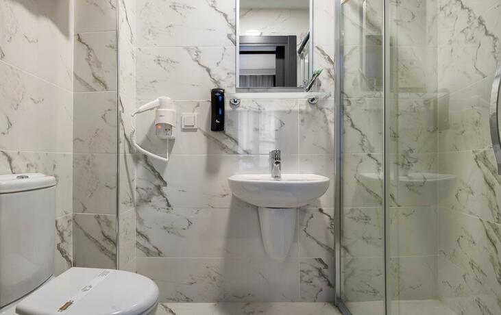Imagen general del Hotel Bossuite Business. Foto 7