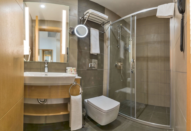 Imagen de la habitación del Hotel Boursier 1 and Spa Istanbul. Foto 2