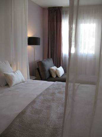 Imagen de la habitación del Hotel Boutique Villa Lorena By Charming Stay. Foto 3