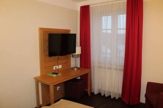 Imagen de la habitación del Hotel Brauereigasthof Amberger. Foto 13