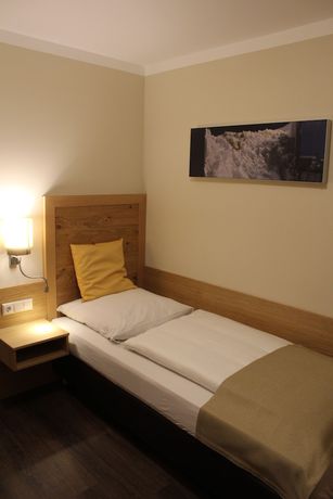 Imagen de la habitación del Hotel Brauereigasthof Amberger. Foto 18