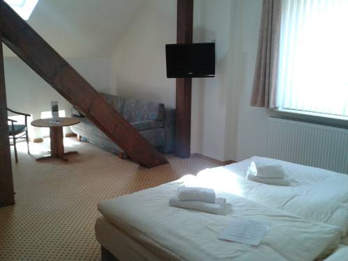 Imagen de la habitación del Hotel Brauhaus Bückeburg. Foto 10