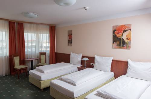 Imagen de la habitación del Hotel Breitenlee. Foto 12