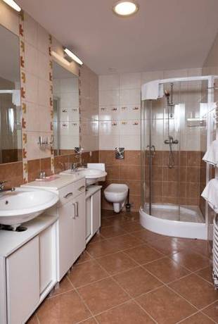 Imagen de la habitación del Hotel Breitenlee. Foto 13