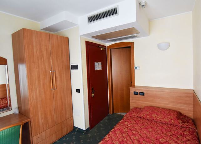 Imagen de la habitación del Hotel Brennero. Foto 10