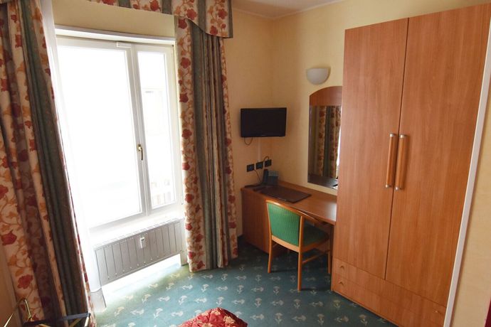 Imagen de la habitación del Hotel Brennero. Foto 12