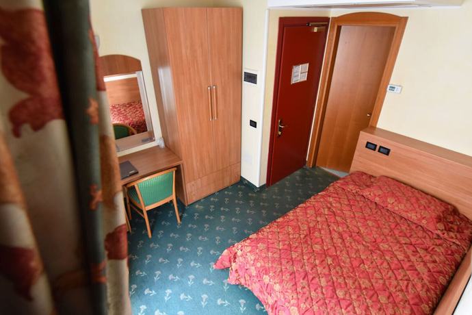 Imagen de la habitación del Hotel Brennero. Foto 13