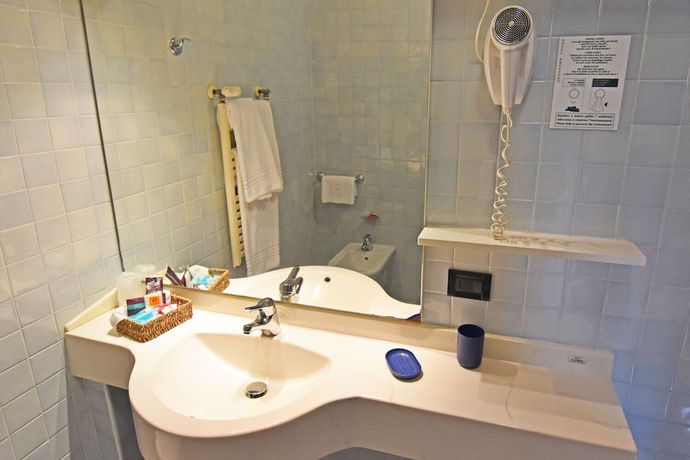Imagen de la habitación del Hotel Brennero. Foto 15