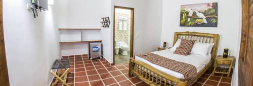 Imagen de la habitación del Hotel Brisas La Gaviota. Foto 5