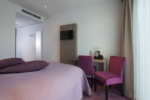 Imagen de la habitación del Hotel Bru. Foto 13