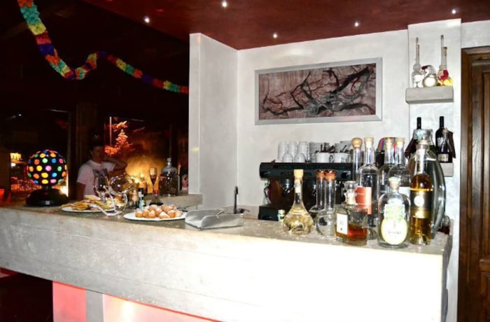 Imagen del bar/restaurante del Hotel Bucaneve. Foto 3