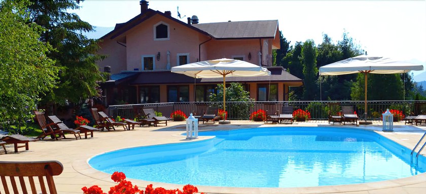 Imagen general del Hotel Bucaneve. Foto 1