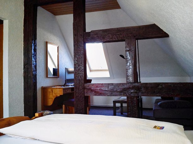 Imagen de la habitación del Hotel Burg Breuberg. Foto 5