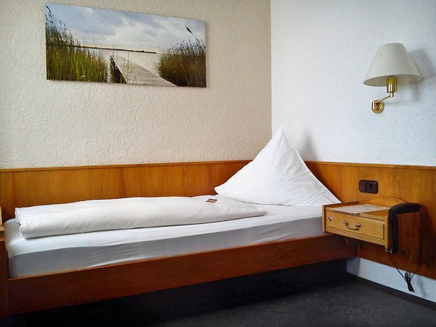 Imagen de la habitación del Hotel Burg Breuberg. Foto 8