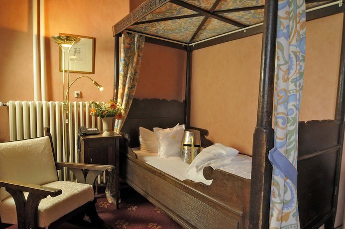 Imagen de la habitación del Hotel Burg Trendelburg. Foto 12
