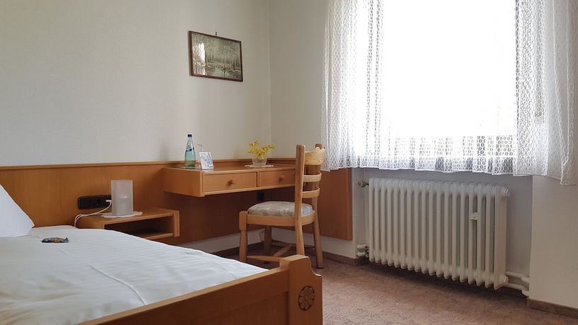 Imagen de la habitación del Hotel Burg Waldau. Foto 12