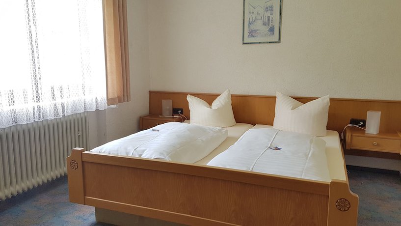 Imagen de la habitación del Hotel Burg Waldau. Foto 16