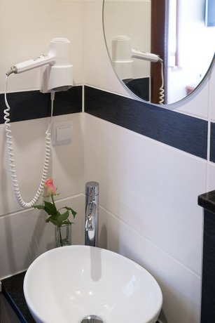 Imagen de la habitación del Hotel Burghagen. Foto 10