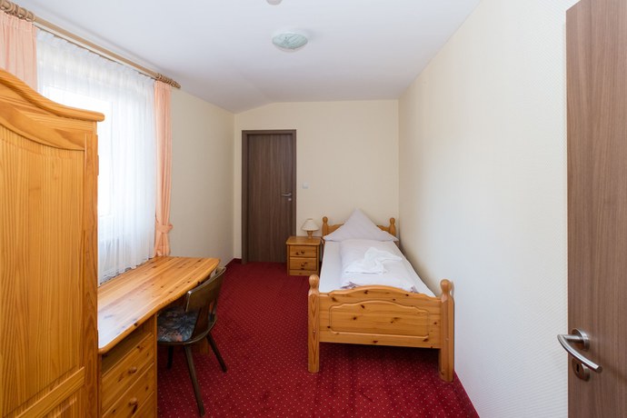 Imagen de la habitación del Hotel Burghagen. Foto 19