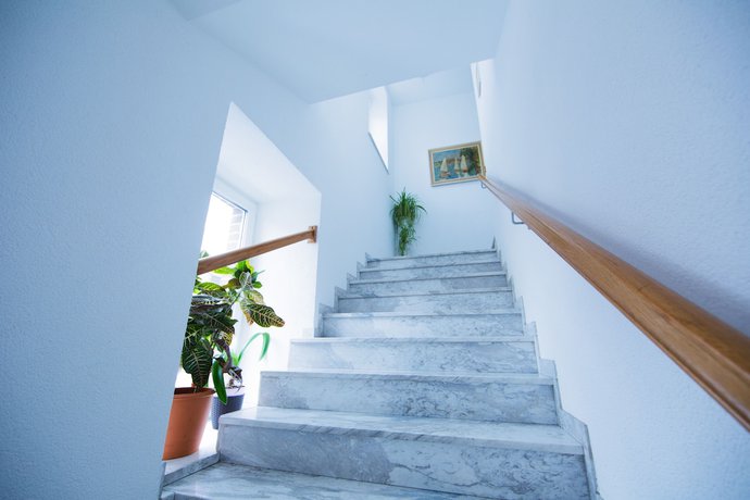 Imagen de los interiores del Hotel Burghof. Foto 14