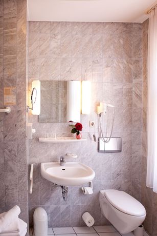 Imagen de la habitación del Hotel Busch. Foto 11