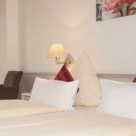 Imagen de la habitación del Hotel Busch. Foto 15