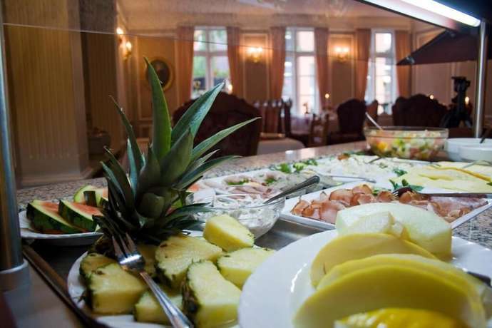 Imagen del bar/restaurante del Hotel Busch. Foto 7