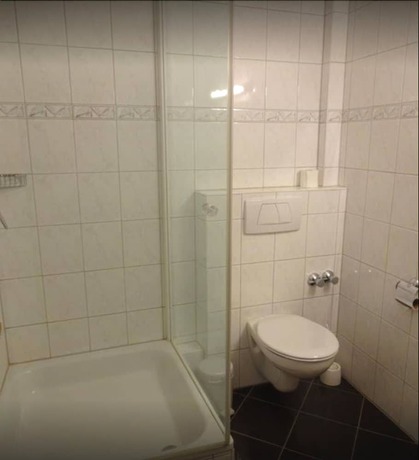 Imagen de la habitación del Hotel B&uuml;rgerbr&auml;u. Foto 3
