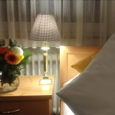Imagen de la habitación del Hotel B&uuml;rgerbr&auml;u. Foto 12
