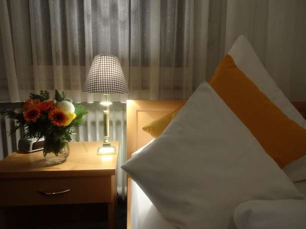 Imagen de la habitación del Hotel B&uuml;rgerbr&auml;u. Foto 15