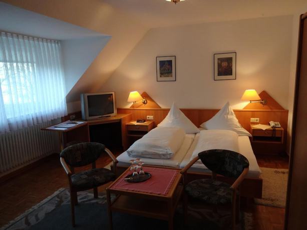 Imagen de la habitación del Hotel B&uuml;rgerbr&auml;u. Foto 16