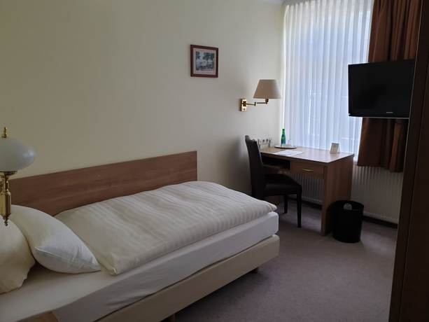 Imagen de la habitación del Hotel B&uuml;rgerhof Wetzlar. Foto 6