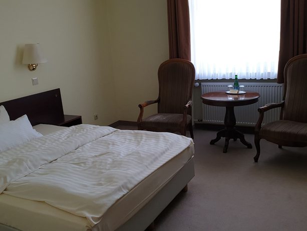 Imagen de la habitación del Hotel B&uuml;rgerhof Wetzlar. Foto 9