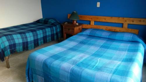 Imagen de la habitación del Hotel Caba&ntilde;as San Cayetano. Foto 6