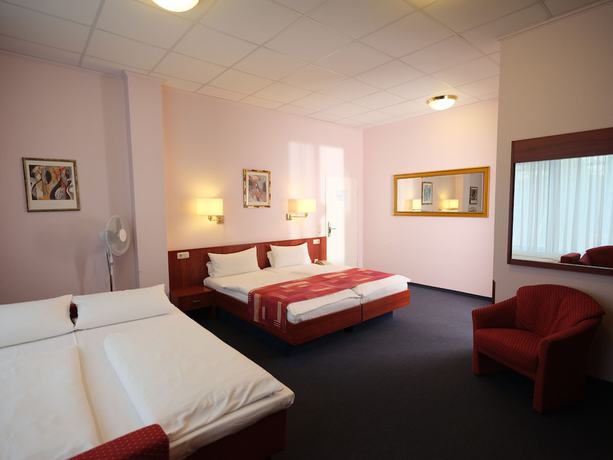 Imagen de la habitación del Hotel Cabo. Foto 4