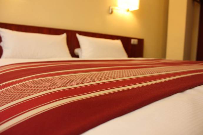 Imagen de la habitación del Hotel Cabo. Foto 15