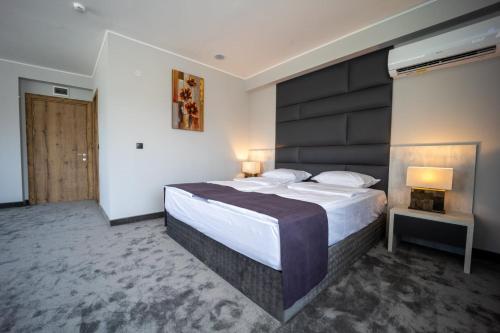 Imagen general del Hotel Caesar 2. Foto 18