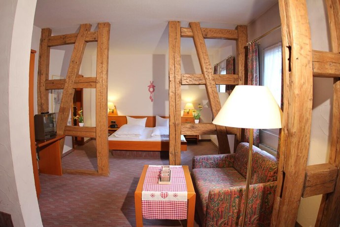 Imagen de la habitación del Hotel Caf&eacute; Adler. Foto 20