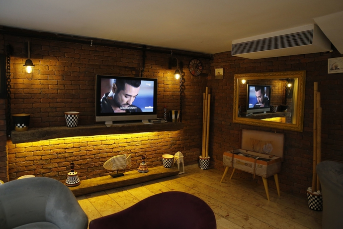 Imagen de los interiores del Hotel Cagla Pinar. Foto 17
