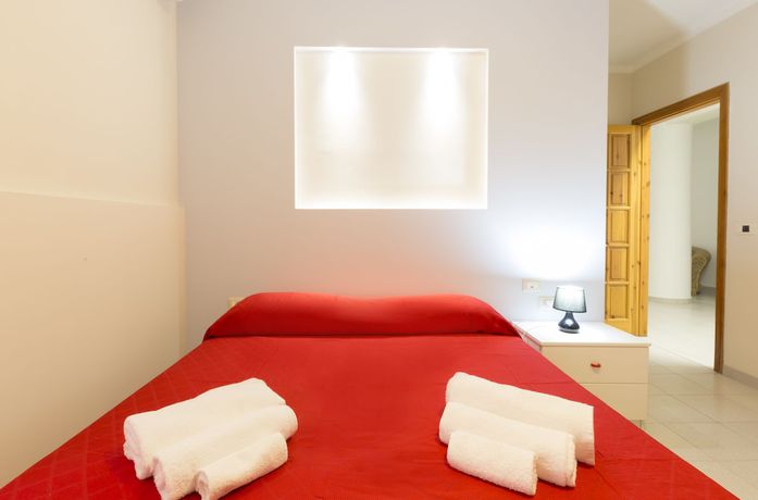 Imagen de la habitación del Hotel Calabrisella. Foto 2