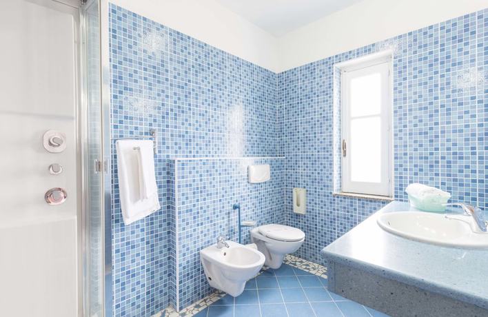 Imagen de la habitación del Hotel Calabrisella. Foto 8