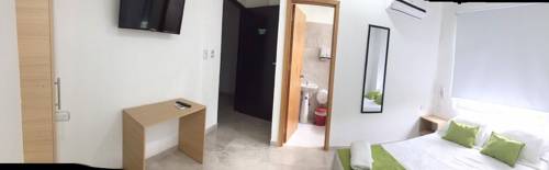 Imagen de la habitación del Hotel Calarca Plus. Foto 3