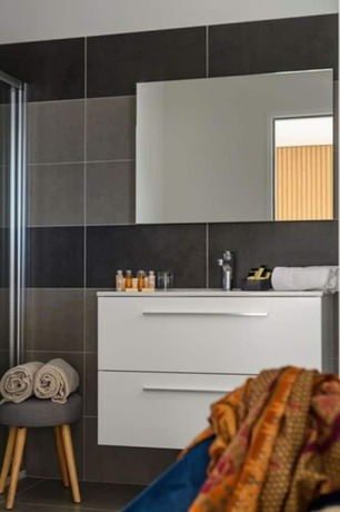Imagen de la habitación del Hotel Calarossa Bay Resort. Foto 5
