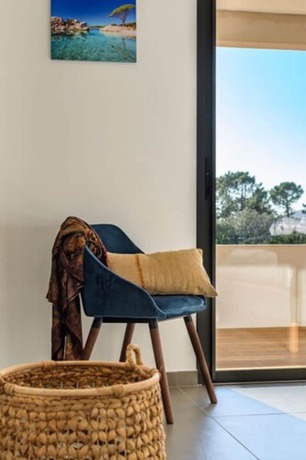 Imagen de los interiores del Hotel Calarossa Bay Resort. Foto 19