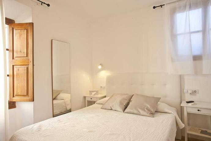 Imagen de la habitación del Hotel Can Moragues De Sóller. Foto 7