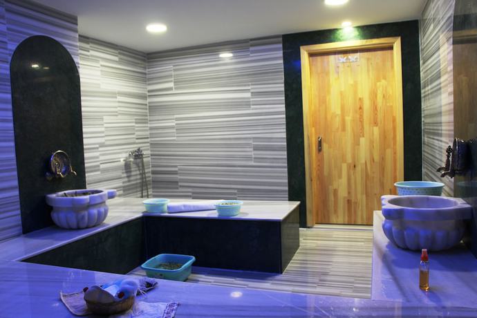 Imagen de los interiores del Hotel Can and Spa. Foto 19
