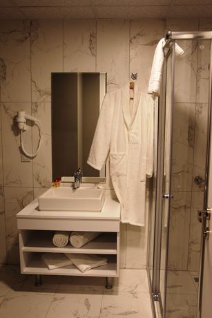 Imagen de la habitación del Hotel Can and Spa. Foto 13