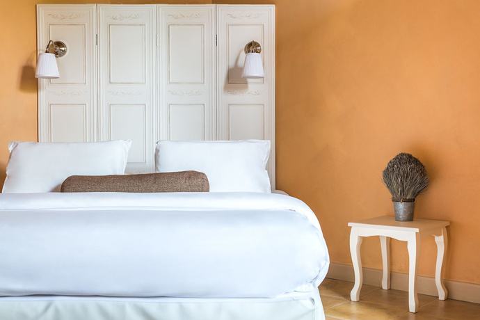 Imagen de la habitación del Hotel Cap de Castel. Foto 4