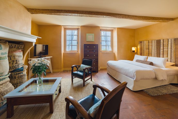 Imagen de la habitación del Hotel Cap de Castel. Foto 19
